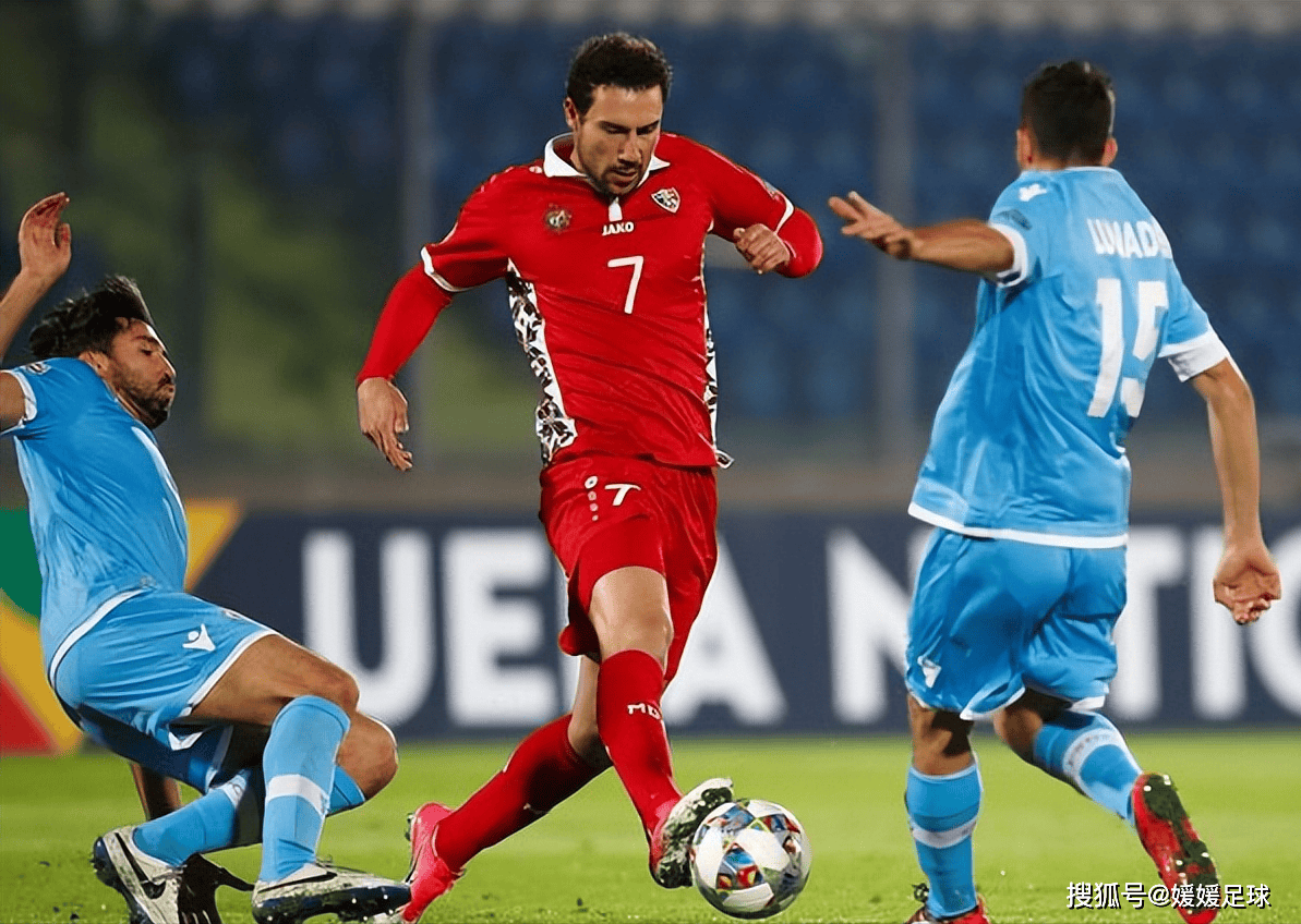 波兰队在欧洲足球比赛中实现惊艳逆袭
