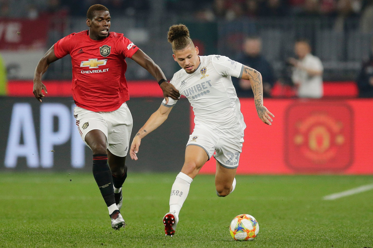 包含利兹联新援光芒四射，教练组连连点赞的词条