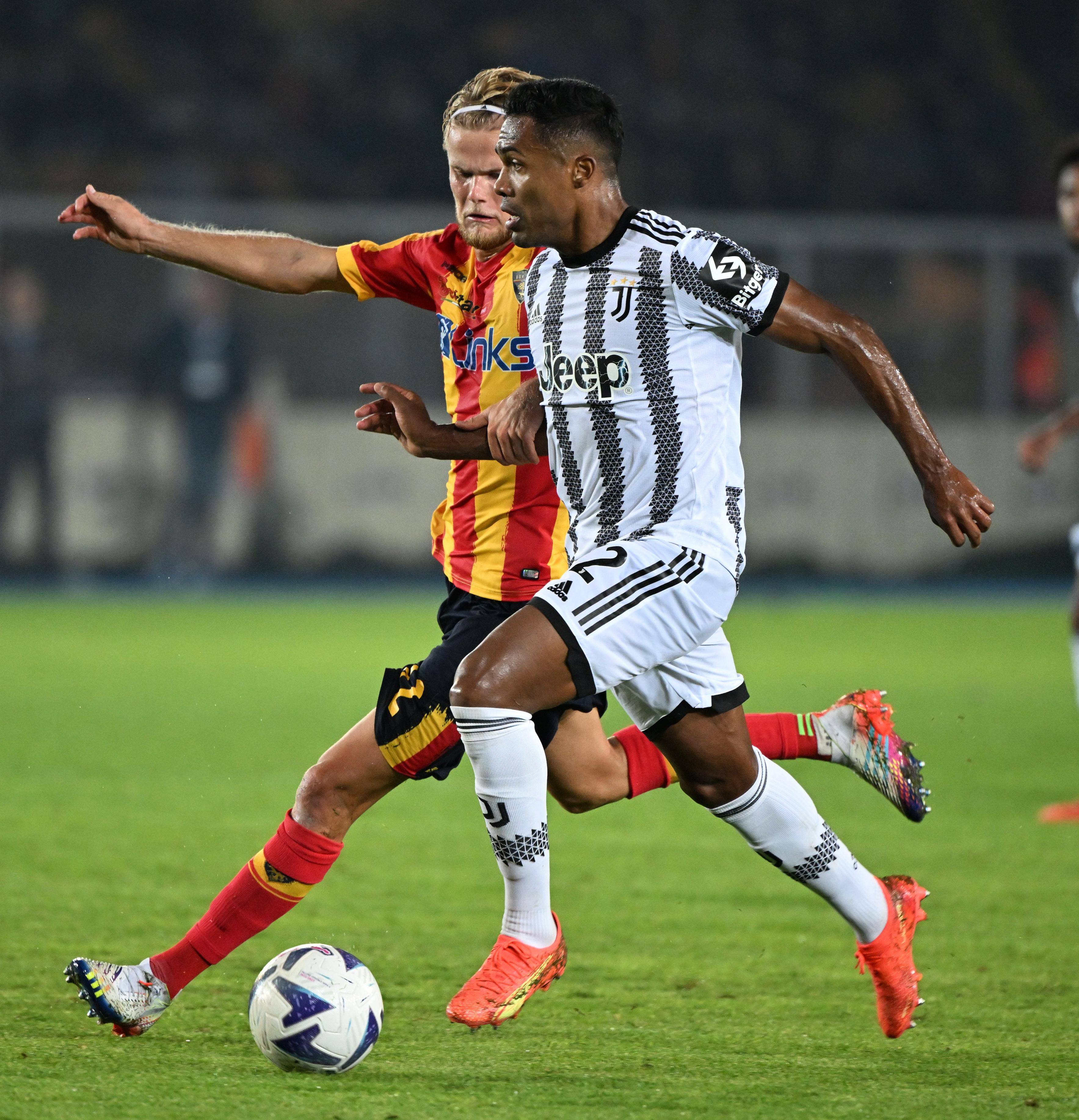 尤文图斯客场大胜,意甲冠军之争尚未散去 尤文图斯客场大胜,意甲冠军之争尚未散去