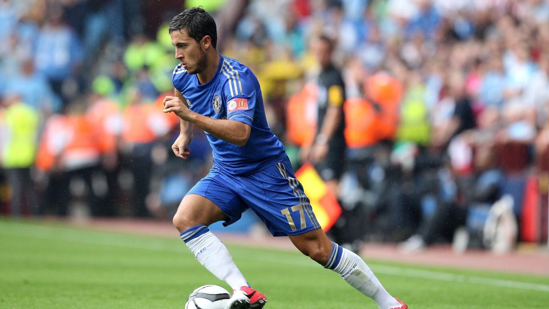 伊萨克,当墨西哥峡谷的风吹过温布利,他让世界听见仙人掌的回响