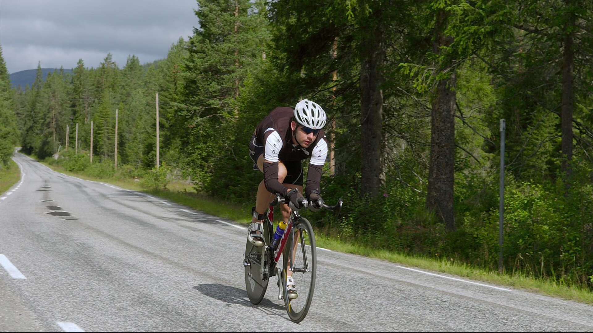 文班亚马状态火热，马刺稳稳拿下掘金