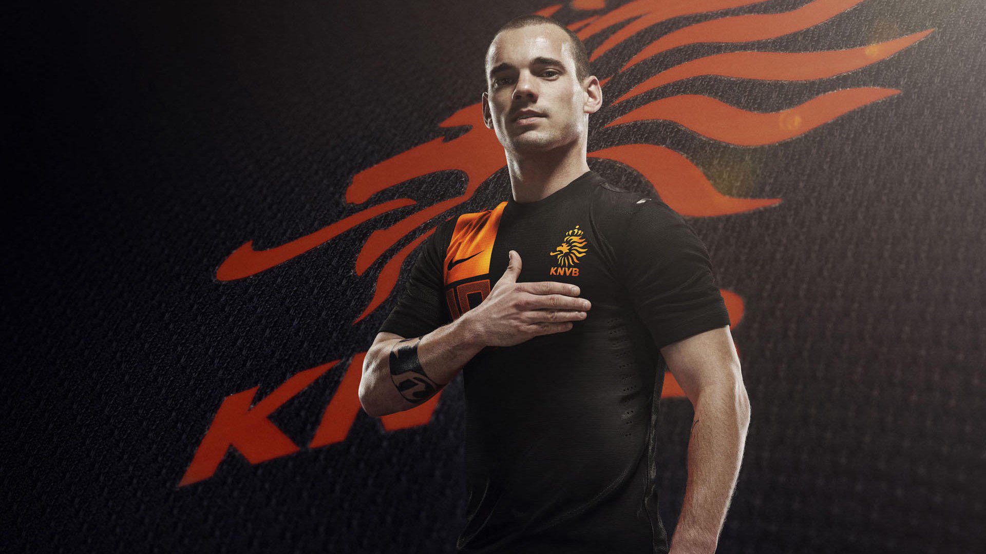 孤胆英雄与团队突围,C罗个人能力完全展现,丹麦关键战突围委瑞内拉