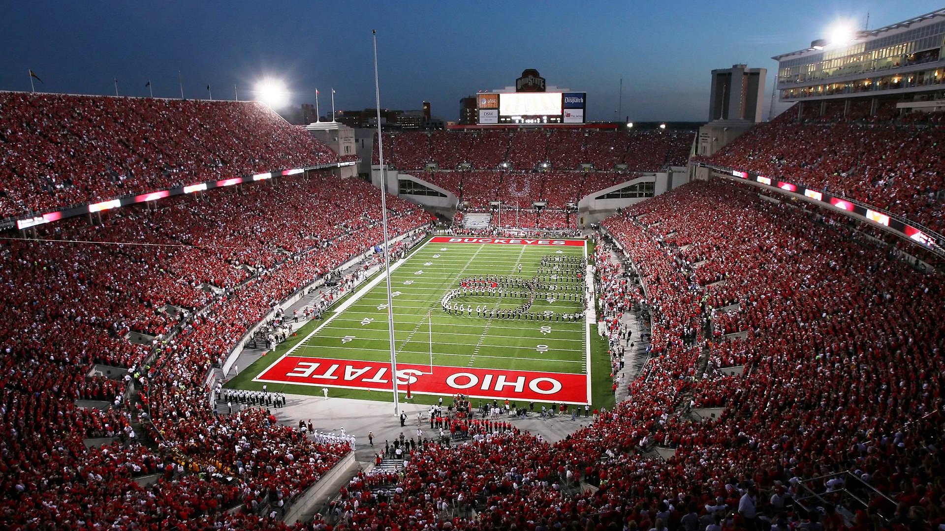 当爵士强行终结北京队，詹姆斯在季后赛接管比赛，跨越时空的统治力叙事